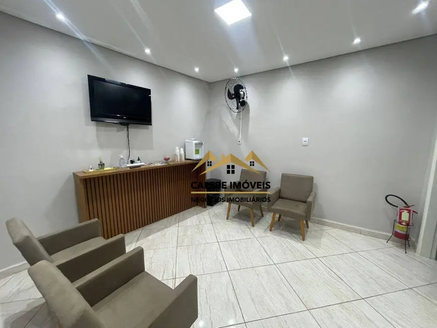 Foto 4 de Sala Comercial para alugar, 70m2 em Vila Angélica, Tatui - SP