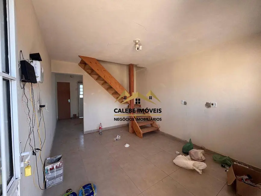 Foto 2 de Sobrado com 2 quartos à venda, 125m2 em Residencial São Conrado, Tatui - SP