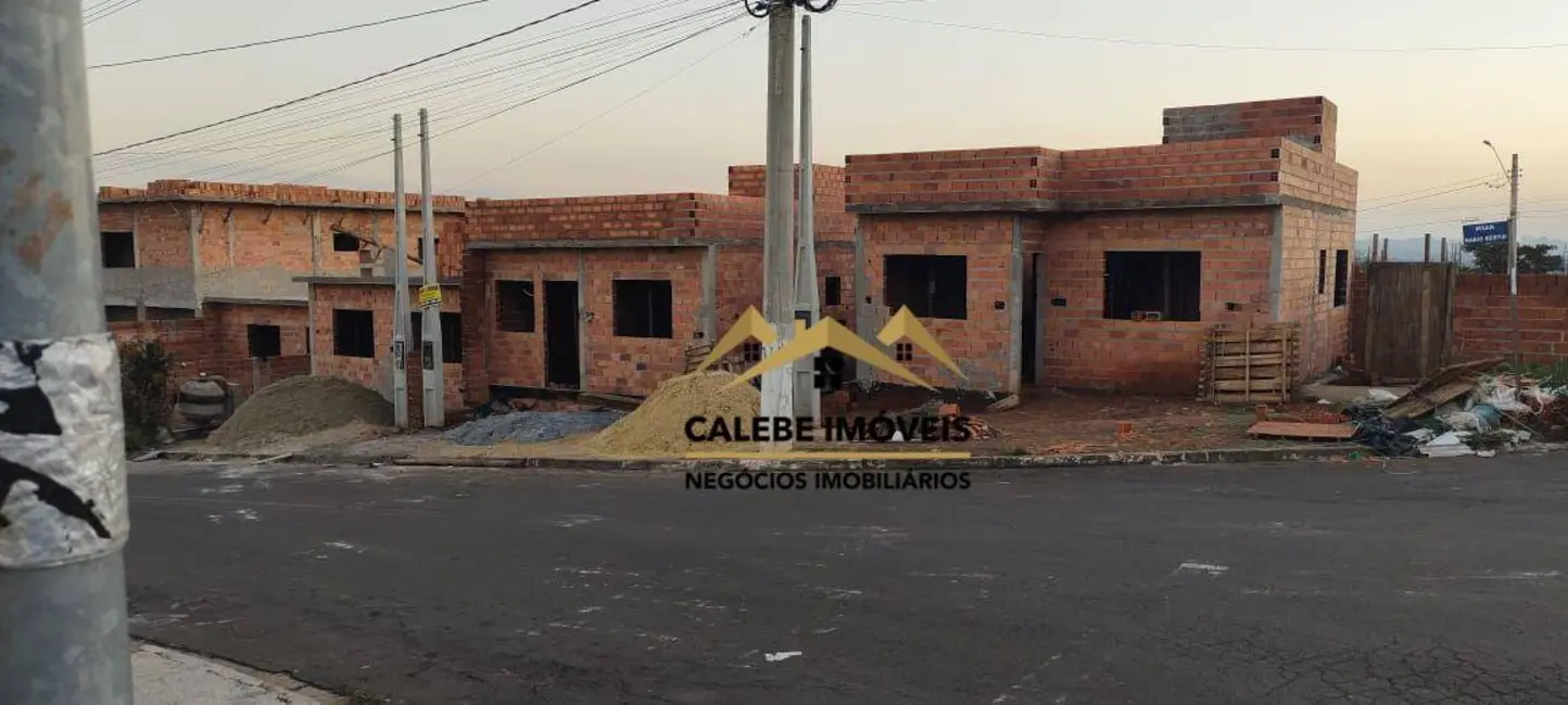 Foto 2 de Casa com 2 quartos à venda, 100m2 em Residencial Donato Flores, Tatui - SP