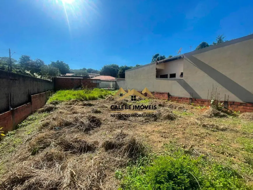 Foto 3 de Terreno / Lote à venda, 377m2 em Jardim Paulista, Tatui - SP