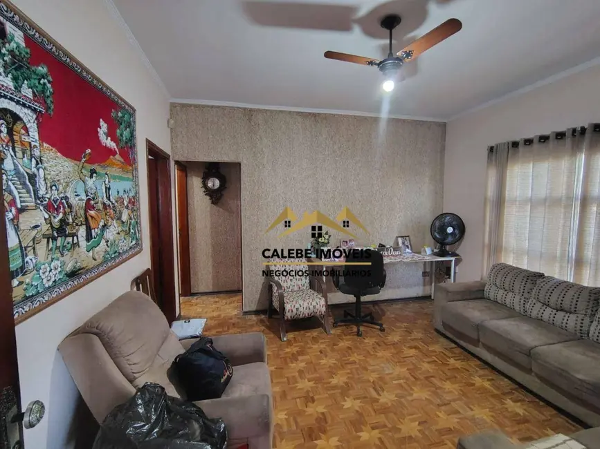 Casa com 5 quartos à venda, 350m2 em Ipero - SP - imagem 8 Foto 8 de Casa com 5 quartos à venda, 350m2 em Ipero - SP