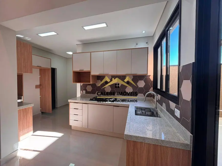 Foto 4 de Casa de Condomínio com 3 quartos à venda, 175m2 em Tatui - SP