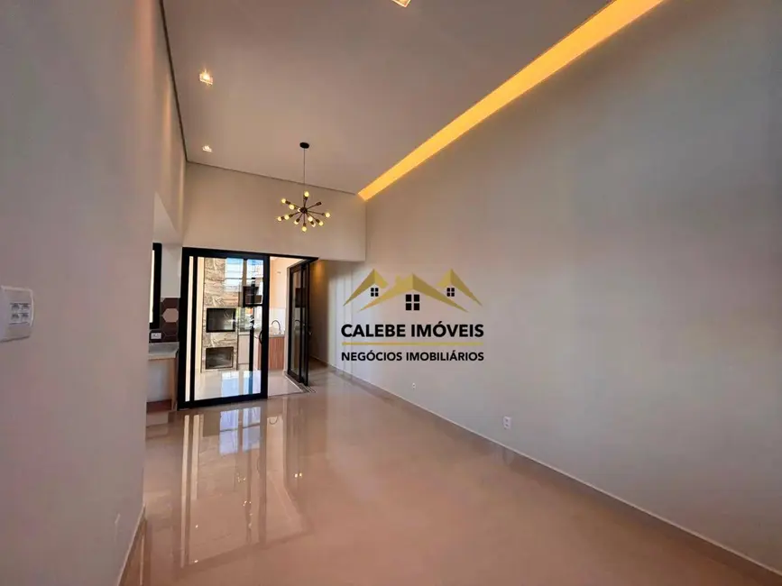 Foto 3 de Casa de Condomínio com 3 quartos à venda, 175m2 em Tatui - SP