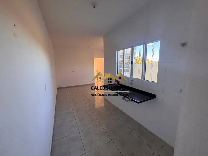Casa com 2 quartos à venda, 120m2 em Tatui - SP - imagem 4 Foto 4 de Casa com 2 quartos à venda, 120m2 em Tatui - SP
