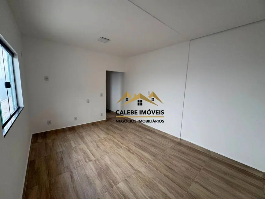 Foto 6 de Casa com 3 quartos à venda, 150m2 em Jardim Lucila, Tatui - SP