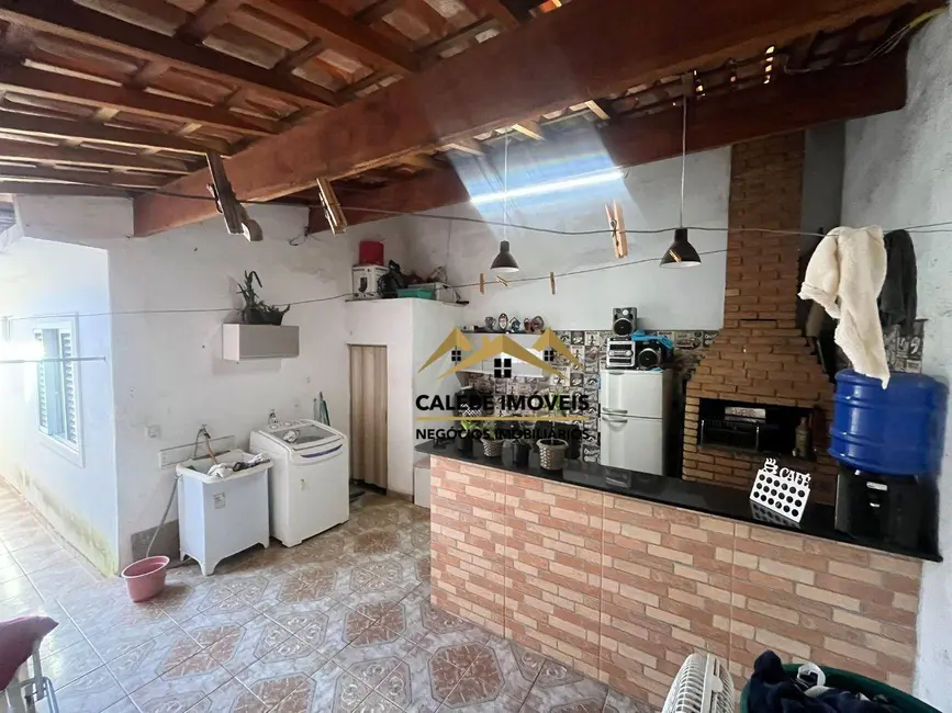 Foto 6 de Casa com 2 quartos à venda, 125m2 em Jardim das Perdizes, Tatui - SP