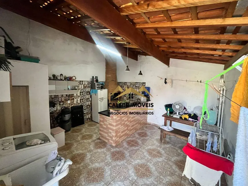 Foto 5 de Casa com 2 quartos à venda, 125m2 em Jardim das Perdizes, Tatui - SP