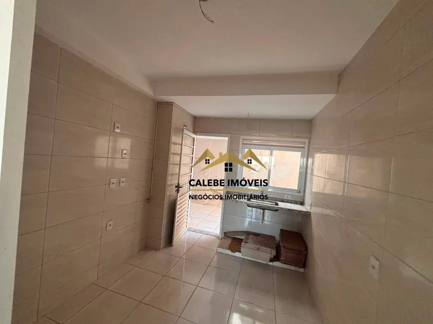 Foto 6 de Apartamento com 2 quartos à venda, 80m2 em Loteamento Modena, Tatui - SP