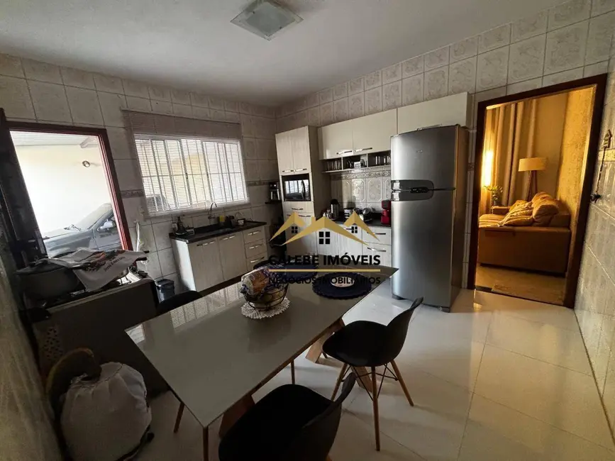 Foto 6 de Casa com 2 quartos à venda, 212m2 em Vila Bandeirantes, Tatui - SP