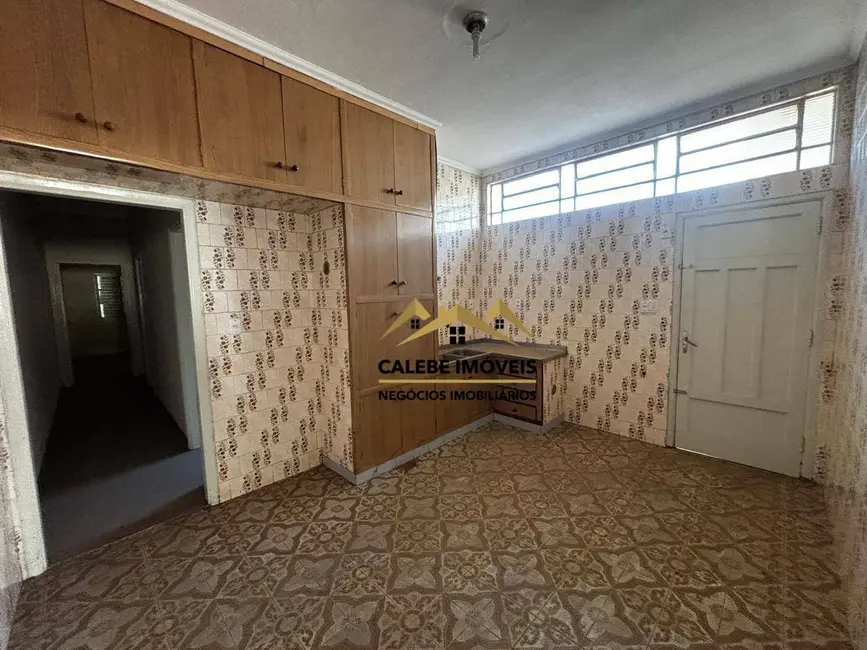 Casa com 3 quartos à venda, 170m2 em Centro, Tatui - SP - imagem 5 Foto 5 de Casa com 3 quartos à venda, 170m2 em Centro, Tatui - SP