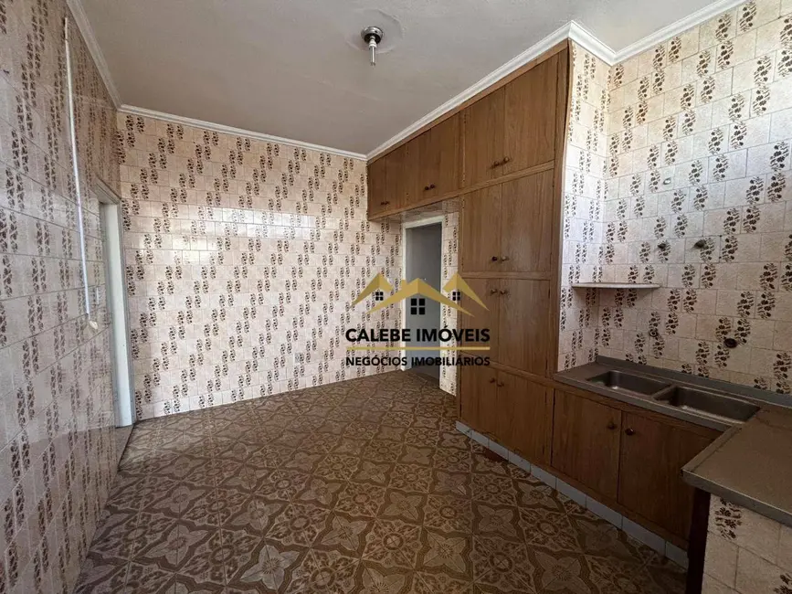 Casa com 3 quartos à venda, 170m2 em Centro, Tatui - SP - imagem 4 Foto 4 de Casa com 3 quartos à venda, 170m2 em Centro, Tatui - SP