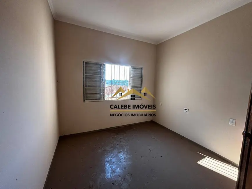 Casa com 3 quartos à venda, 170m2 em Centro, Tatui - SP - imagem 8 Foto 8 de Casa com 3 quartos à venda, 170m2 em Centro, Tatui - SP