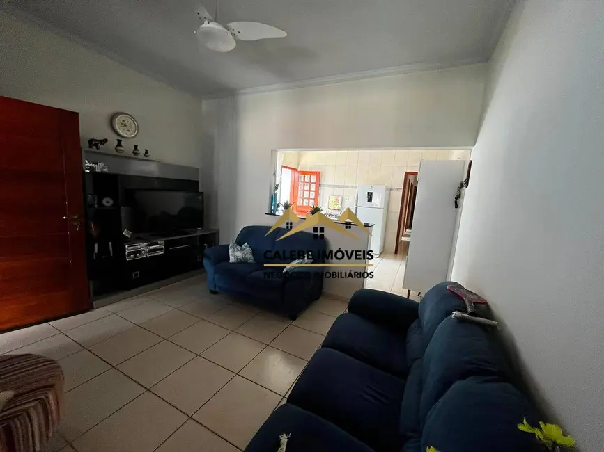 Foto 5 de Casa com 3 quartos à venda, 149m2 em Jardim Rosa Garcia, Tatui - SP