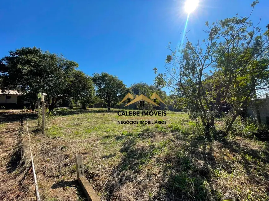 Foto 2 de Chácara com 2 quartos à venda, 1000m2 em Jardim Gramado, Tatui - SP