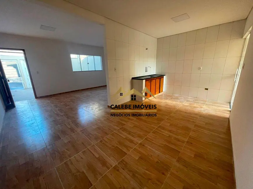 Casa com 2 quartos à venda, 150m2 em Tatui - SP - imagem 5 Foto 5 de Casa com 2 quartos à venda, 150m2 em Tatui - SP