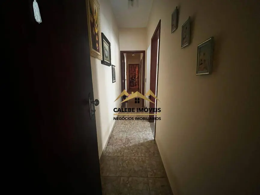 Foto 5 de Casa com 2 quartos à venda, 150m2 em Jardim XI de Agosto, Tatui - SP