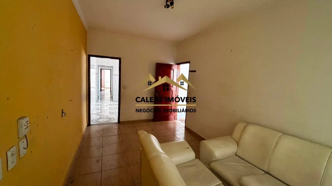 Foto 3 de Casa com 2 quartos à venda, 144m2 em Chácara Junqueira, Tatui - SP