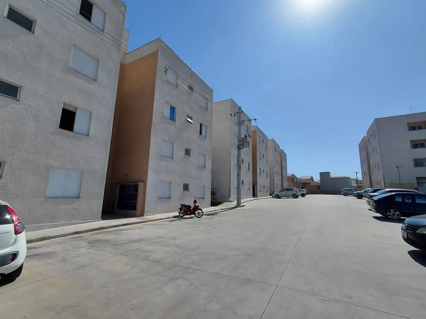 Foto 1 de Apartamento com 2 quartos à venda, 48m2 em Tatui - SP
