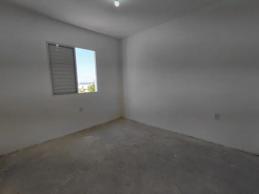 Foto 6 de Apartamento com 2 quartos à venda, 48m2 em Tatui - SP