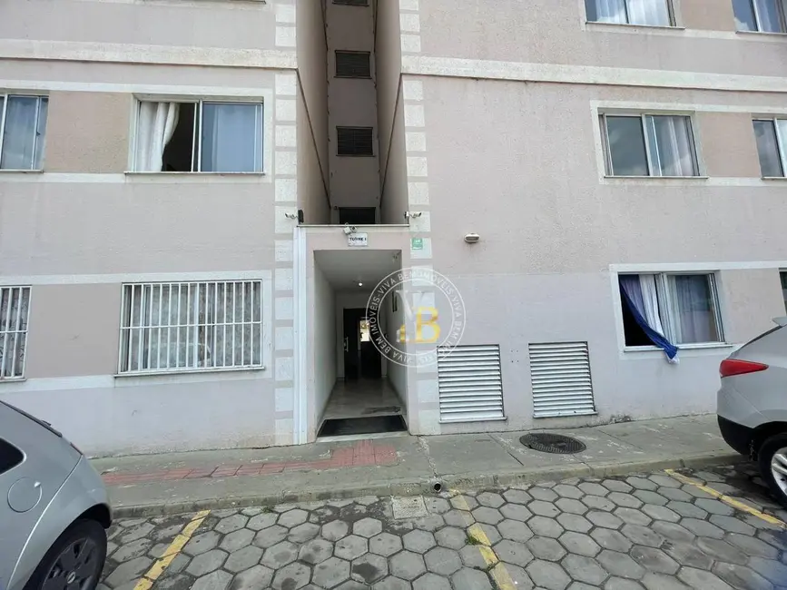Foto 2 de Apartamento com 2 quartos à venda, 44m2 em Barbosa Lage, Juiz De Fora - MG