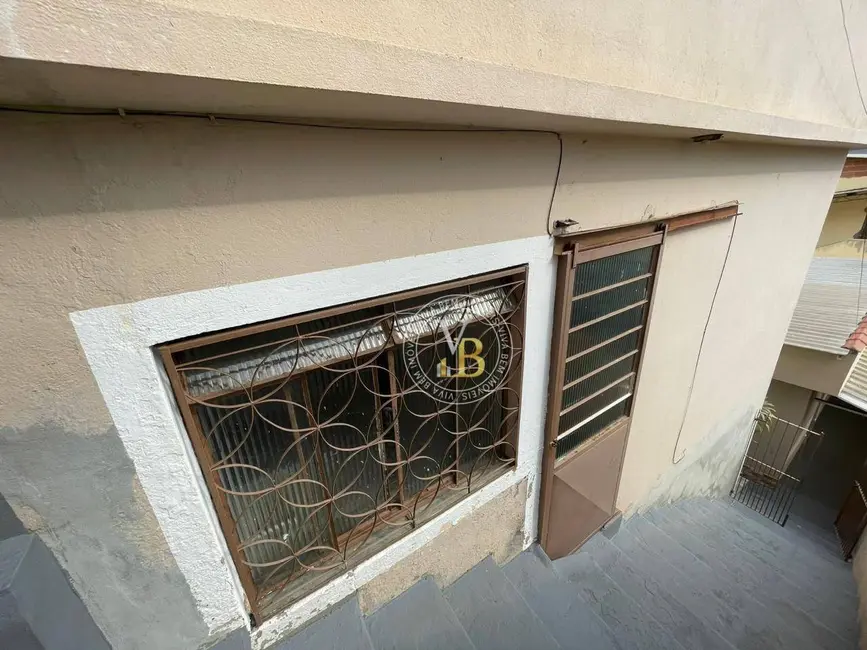 Foto 1 de Casa com 2 quartos à venda, 250m2 em Santa Cruz, Juiz De Fora - MG
