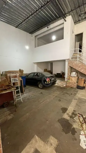 Armazém / Galpão para alugar, 288m2 em Manoel Honório, Juiz De Fora - MG - imagem 4 Foto 4 de Armazém / Galpão para alugar, 288m2 em Manoel Honório, Juiz De Fora - MG