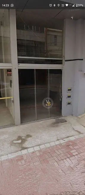 Loja para alugar, 42m2 em Centro, Juiz De Fora - MG - imagem 2 Foto 2 de Loja para alugar, 42m2 em Centro, Juiz De Fora - MG