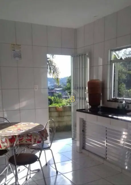Foto 3 de Casa com 3 quartos à venda, 840m2 em Linhares, Juiz De Fora - MG
