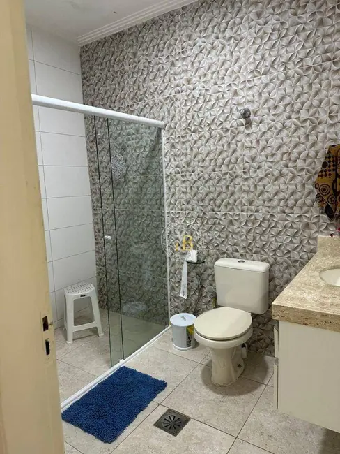 Apartamento com 3 quartos para alugar, 73m2 em Centro, Juiz De Fora - MG - imagem 8 Foto 8 de Apartamento com 3 quartos para alugar, 73m2 em Centro, Juiz De Fora - MG