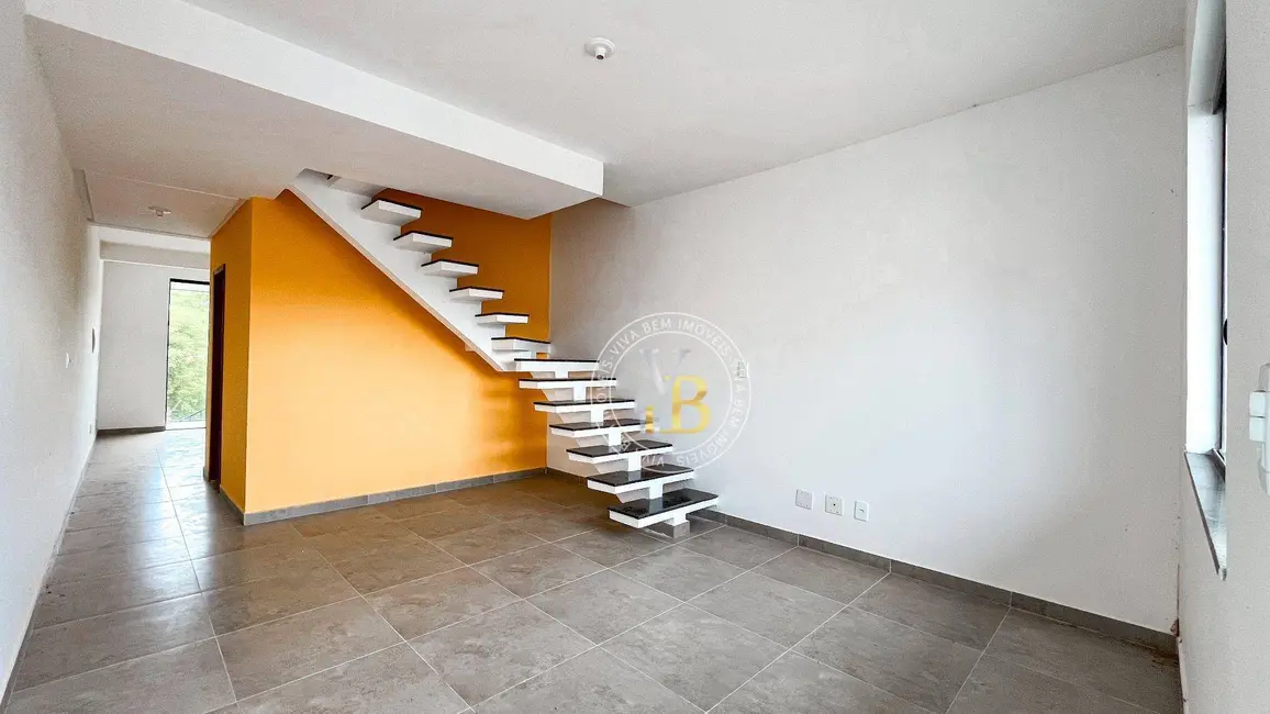 Foto 3 de Casa com 3 quartos à venda, 100m2 em Fontesville, Juiz De Fora - MG