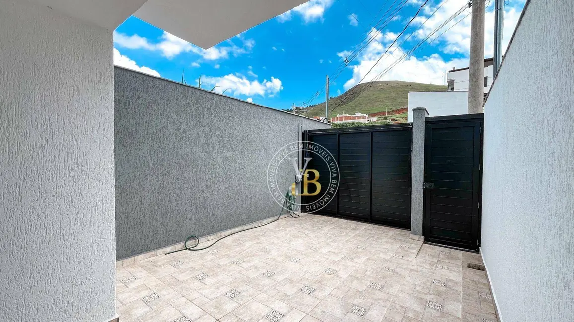 Foto 4 de Casa com 2 quartos à venda, 100m2 em Jóquei Clube, Juiz De Fora - MG