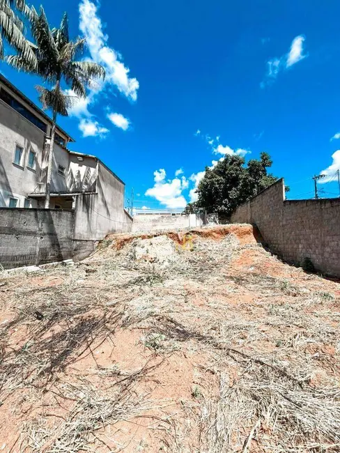 Terreno / Lote à venda, 432m2 em Fontesville, Juiz De Fora - MG - imagem 9 Foto 9 de Terreno / Lote à venda, 432m2 em Fontesville, Juiz De Fora - MG