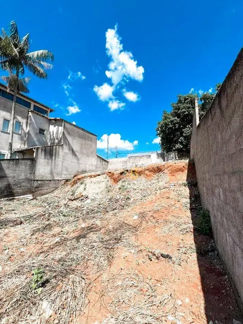 Terreno / Lote à venda, 432m2 em Fontesville, Juiz De Fora - MG - imagem 8 Foto 8 de Terreno / Lote à venda, 432m2 em Fontesville, Juiz De Fora - MG