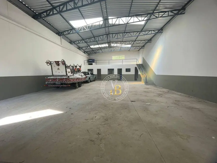 Foto 8 de Armazém / Galpão para alugar, 360m2 em Jóquei Clube, Juiz De Fora - MG