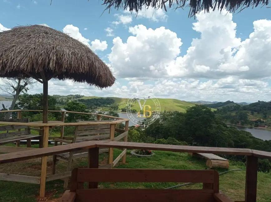 Foto 2 de Chácara com 4 quartos à venda, 1000m2 em Barreira do Triunfo, Juiz De Fora - MG
