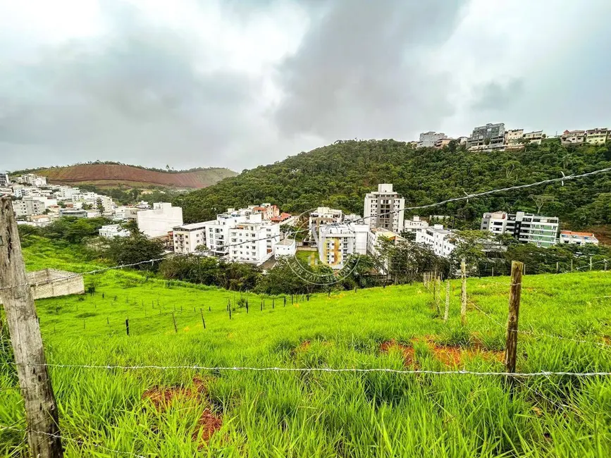 Foto 1 de Terreno / Lote à venda, 405m2 em Juiz De Fora - MG