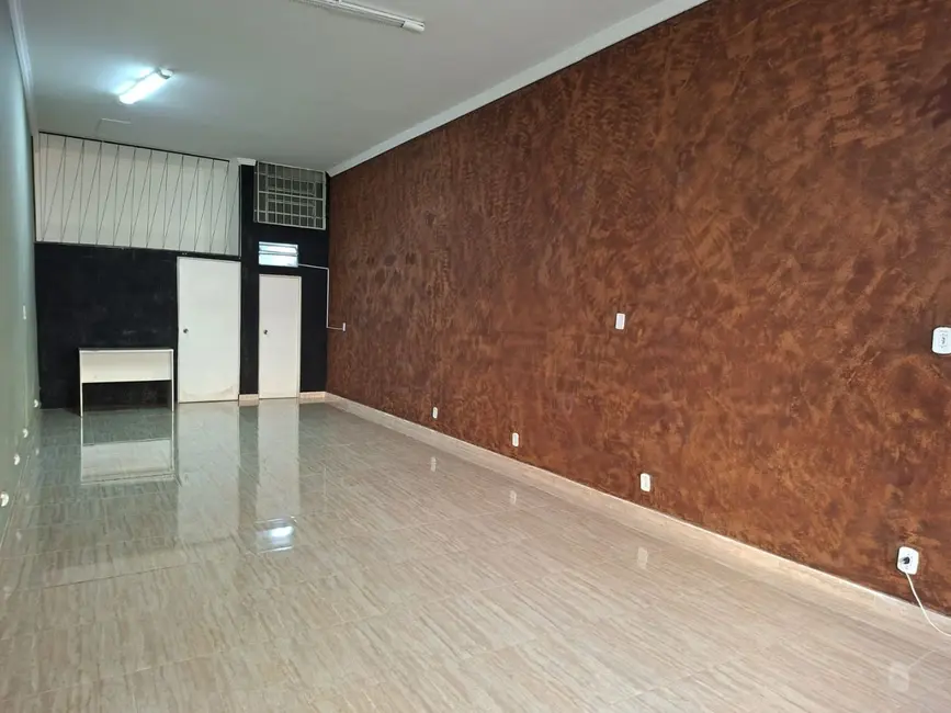 Foto 4 de Loja à venda, 48m2 em Centro, Juiz De Fora - MG
