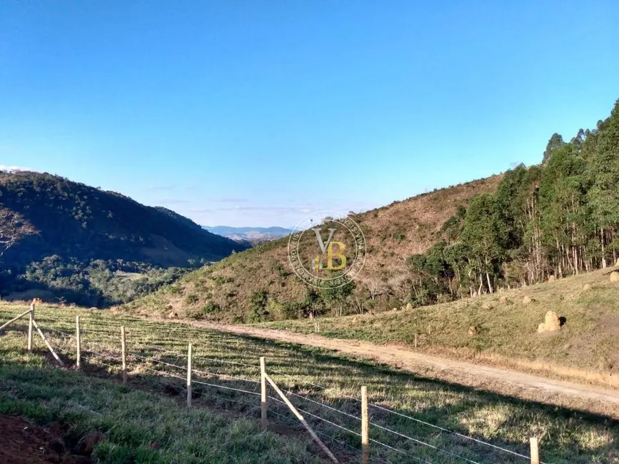 Terreno / Lote à venda, 949m2 em Juiz De Fora - MG - imagem 3 Foto 3 de Terreno / Lote à venda, 949m2 em Juiz De Fora - MG