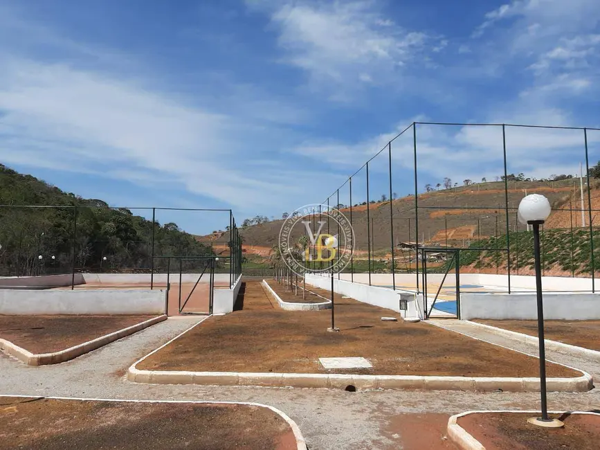 Foto 2 de Terreno / Lote à venda, 610m2 em Chacara - MG