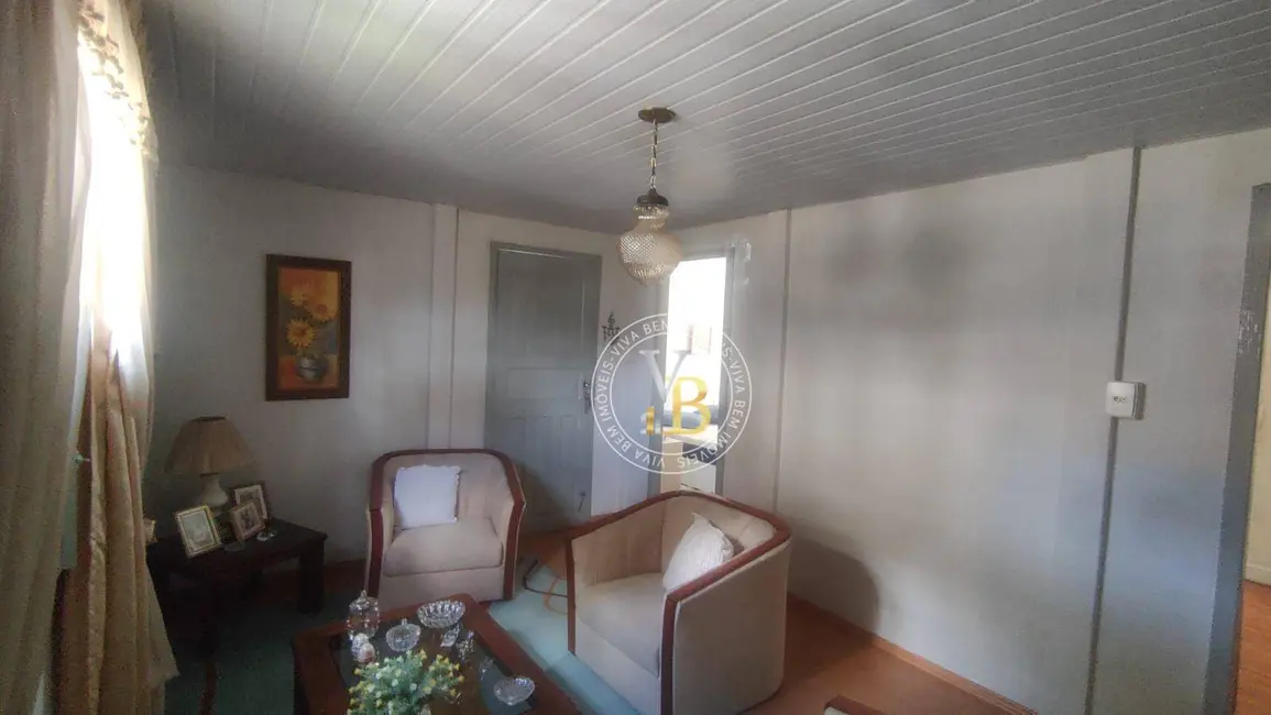 Casa com 4 quartos à venda, 320m2 em Centro, Juiz De Fora - MG - imagem 6 Foto 6 de Casa com 4 quartos à venda, 320m2 em Centro, Juiz De Fora - MG