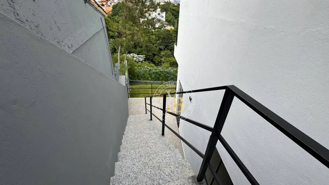 Foto 4 de Casa com 3 quartos à venda, 356m2 em São Pedro, Juiz De Fora - MG