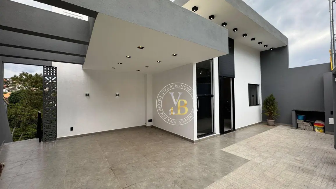 Foto 2 de Casa com 3 quartos à venda, 356m2 em São Pedro, Juiz De Fora - MG
