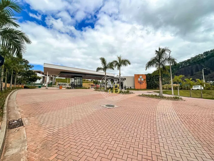 Foto 1 de Terreno / Lote à venda, 304m2 em Salvaterra, Juiz De Fora - MG