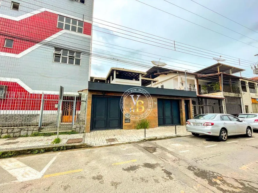 Foto 1 de Casa com 4 quartos para alugar, 500m2 em Cerâmica, Juiz De Fora - MG