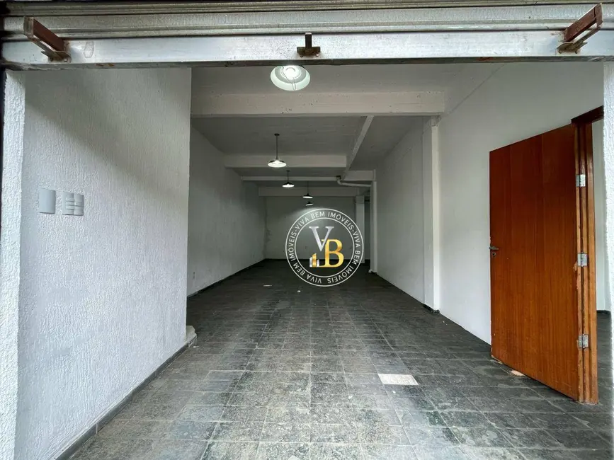 Loja para alugar, 120m2 em Linhares, Juiz De Fora - MG - imagem 3 Foto 3 de Loja para alugar, 120m2 em Linhares, Juiz De Fora - MG