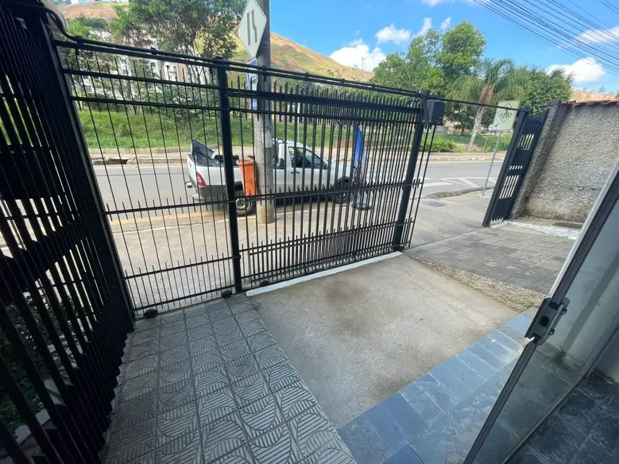 Foto 4 de Loja para alugar, 40m2 em Linhares, Juiz De Fora - MG