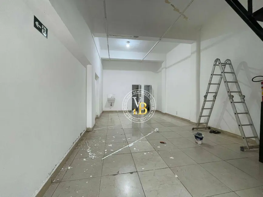 Loja para alugar, 77m2 em Centro, Juiz De Fora - MG - imagem 3 Foto 3 de Loja para alugar, 77m2 em Centro, Juiz De Fora - MG