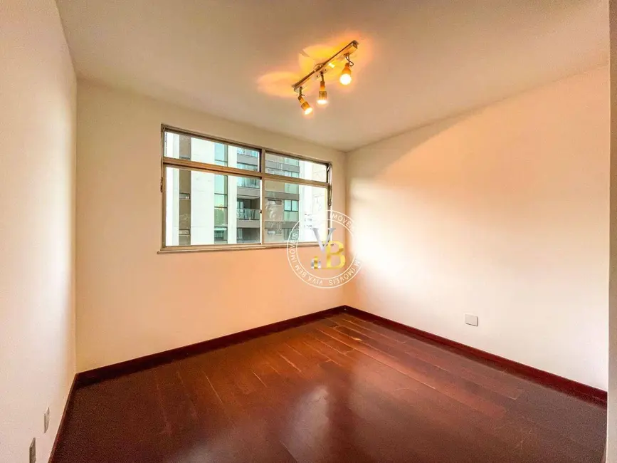 Apartamento com 3 quartos à venda, 136m2 em São Mateus, Juiz De Fora - MG - imagem 4 Foto 4 de Apartamento com 3 quartos à venda, 136m2 em São Mateus, Juiz De Fora - MG