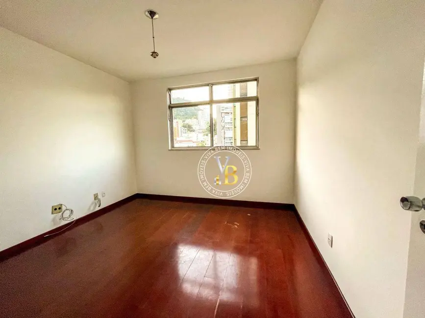 Apartamento com 3 quartos à venda, 136m2 em São Mateus, Juiz De Fora - MG - imagem 9 Foto 9 de Apartamento com 3 quartos à venda, 136m2 em São Mateus, Juiz De Fora - MG