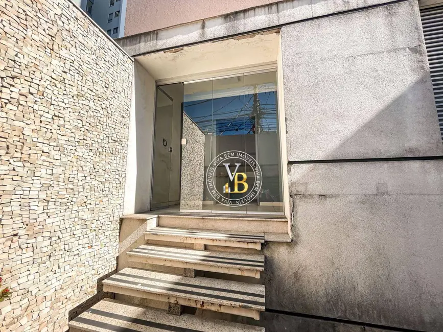 Casa para alugar, 250m2 em São Mateus, Juiz De Fora - MG - imagem 3 Foto 3 de Casa para alugar, 250m2 em São Mateus, Juiz De Fora - MG